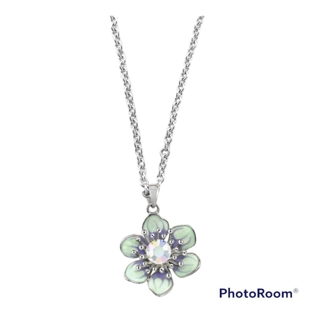 Swarovski Crystal Eternal Bloom Flower Neckace - Picture 2 of 4